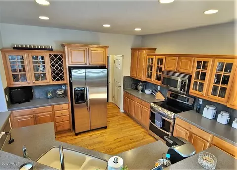 134 Eagle Ranch Rd, Eagle, CO 81631 photo 2