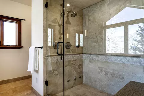 185 Forest Rd, Vail, CO 81657 photo 15