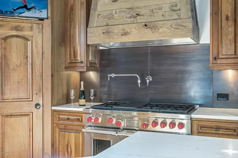 185 Forest Rd, Vail, CO 81657 photo 10