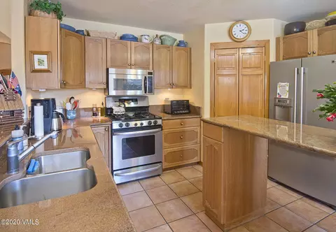 611 Mesa Dr, Eagle, CO 81631 photo 4
