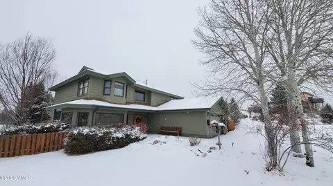 611 Mesa Dr, Eagle, CO 81631 photo 2