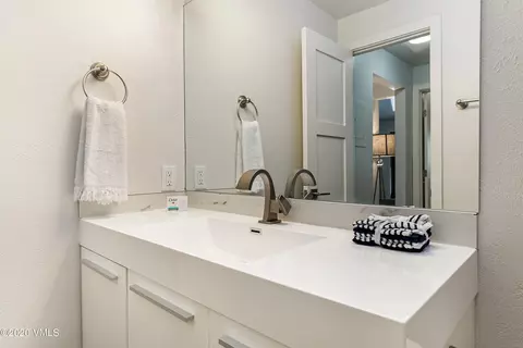 2059 Chamonix Ln #5, Vail, CO 81657 photo 7