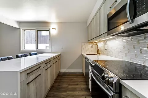 2059 Chamonix Ln #5, Vail, CO 81657 photo 2
