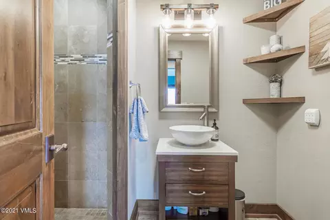 946 Eagle #E, Avon, CO 81620 photo 13