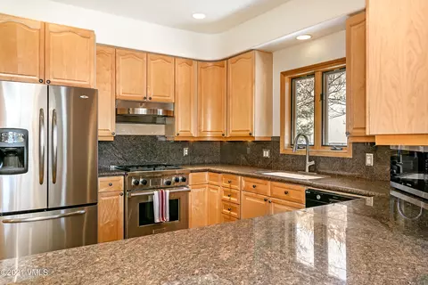 40 Rawhide Rd #E, Edwards, CO 81632 photo 3