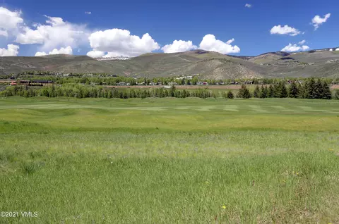 215 Windermere Cir, Edwards, CO 81632 photo 4