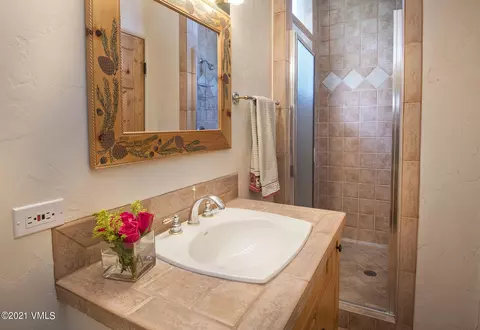 596 Daisy Ln #1, Avon, CO 81620 photo 18