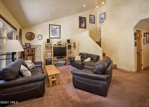 596 Daisy Ln #1, Avon, CO 81620 photo 2