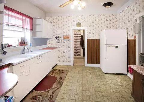 246 Eagle St, Red Cliff, CO 81649 photo 5