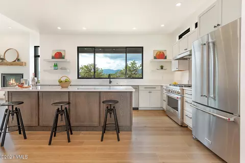 894 Mesa Dr, Eagle, CO 81631 photo 9