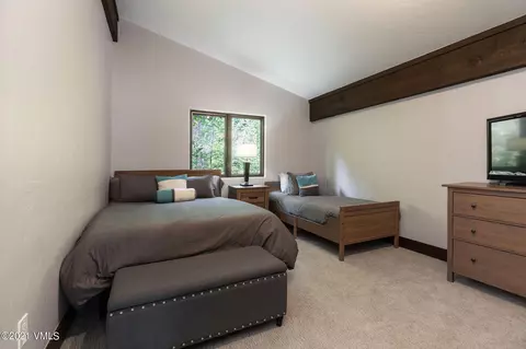 1074 Eagle Dr, Avon, CO 81620 photo 17