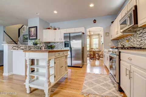989 Sylvan Lake Rd, Eagle, CO 81631 photo 3