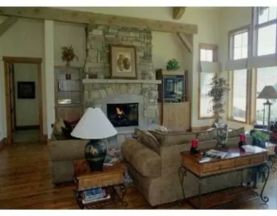 232 Legends Dr, Edwards, CO 81632 photo 2