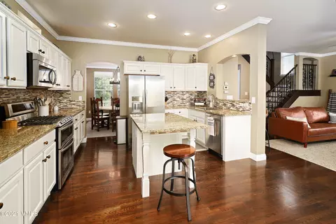 200 Longview Ave, Eagle, CO 81631 photo 4