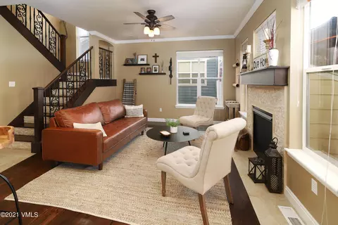 200 Longview Ave, Eagle, CO 81631 photo 3