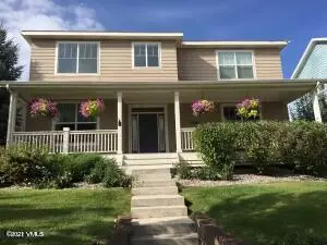 866 Sylvan Lake Rd, Eagle, CO 81631 photo 1