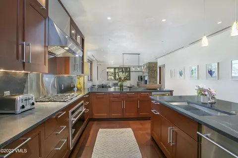 141 E Meadow Dr #5G WEST, Vail, CO 81657 photo 3