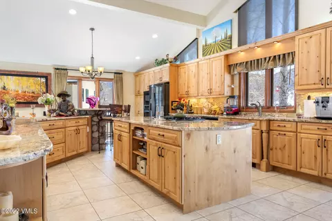 231 Rawhide Rd, Edwards, CO 81632 photo 1