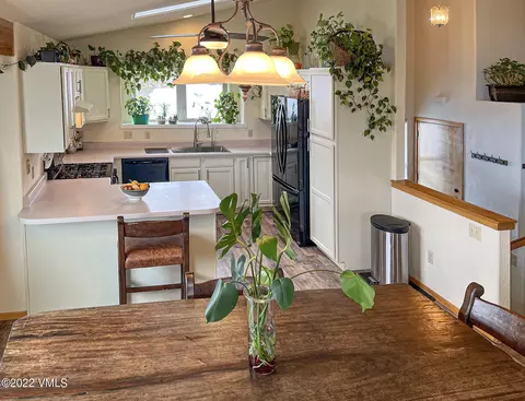 61 Sage Brush Ct, Eagle, CO 81631 photo 9