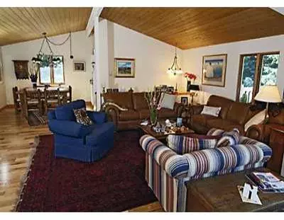 1987 W Circle Dr #B, Vail, CO 81657 photo 2