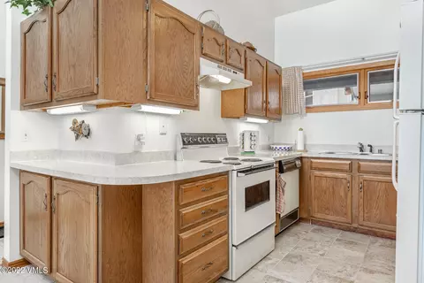 1030 Lions Ridge Loop #305, Vail, CO 81657 photo 8