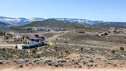 2655 E Haystacker Dr, Eagle, CO 81631 photo 2
