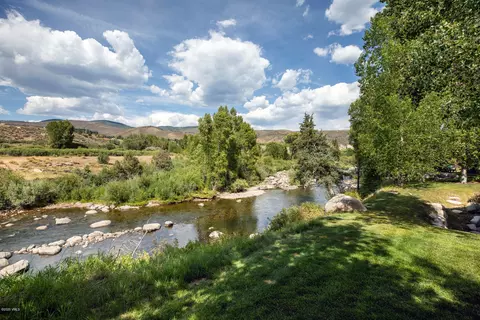 165 Eagle River Rd, Edwards, CO 81632 photo 1