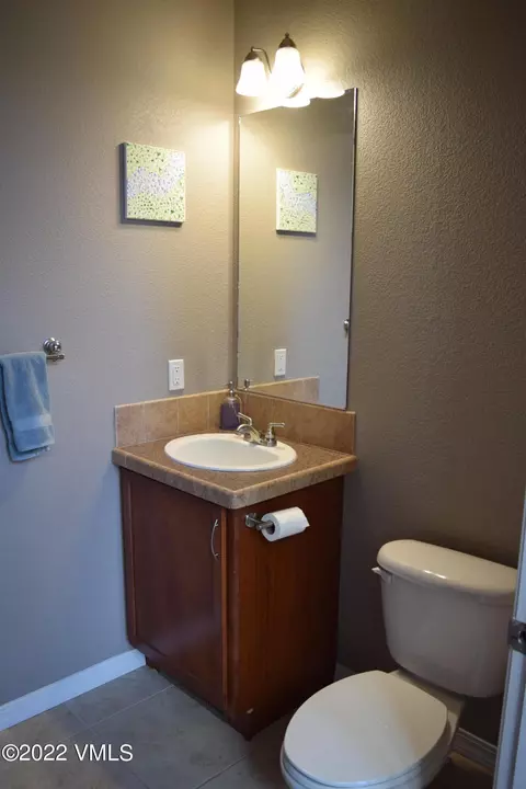 2 Apache Dr, Gypsum, CO 81637 photo 9