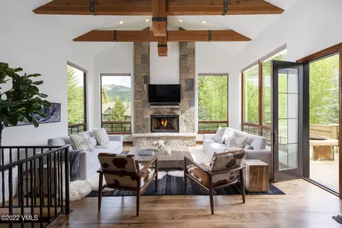 4894 Meadow Ln, Vail, CO 81657 photo 3