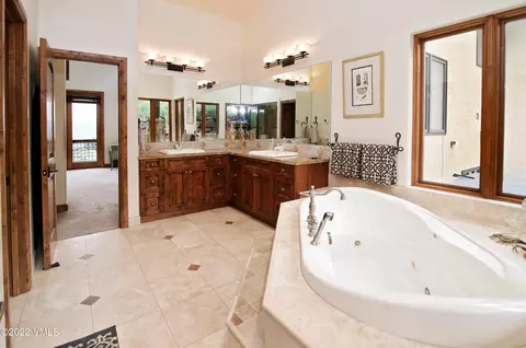 5786 E Wildridge Rd #B, Avon, CO 81620 photo 12