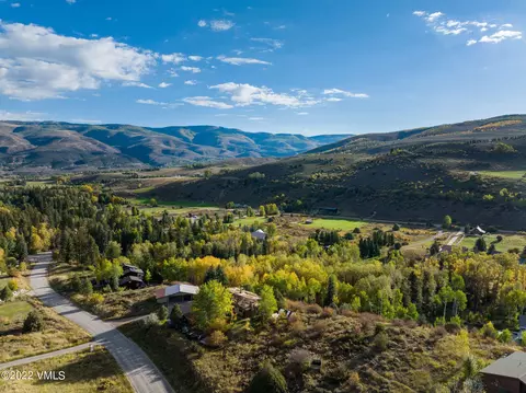 142 Eagle Crest Rd, Edwards, CO 81632 photo 3
