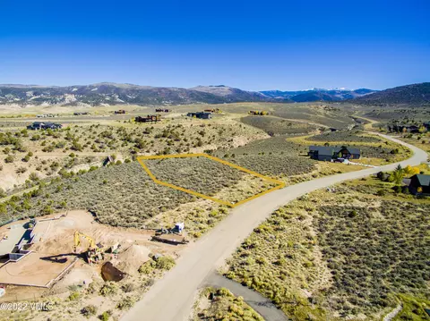 2248 E Haystacker Dr, Eagle, CO 81631 photo 2