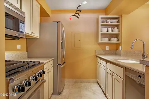 103 Willow Pl #101, Vail, CO 81657 photo 8