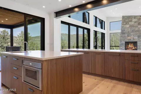 Kitchen - 83 Red Tail Rdg, Edwards, CO 81632 photo 2 of 4