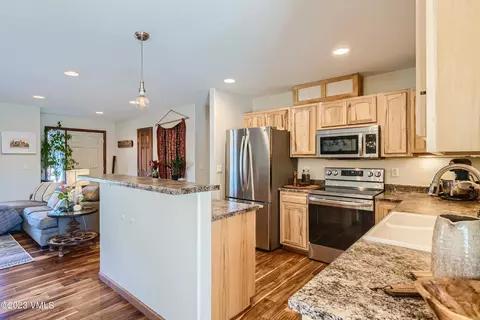 138 Bluffs Dr, Eagle, CO 81631 photo 7