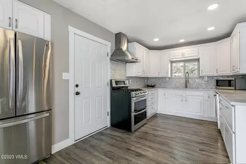 375 Young St, Eagle, CO 81631 photo 2