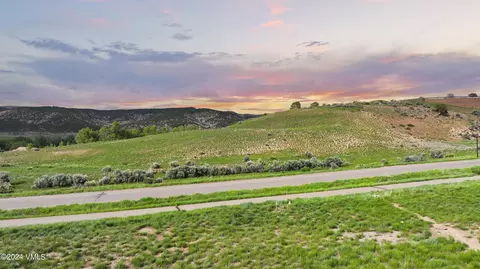 86 Harvester Ct, Eagle, CO 81631 photo 2