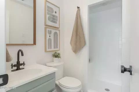 3910 Fall Line Dr #19, Vail, CO 81657 photo 24