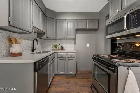 3910 Fall Line Dr #19, Vail, CO 81657 photo 10
