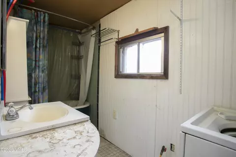 22573 Colorado River Rd, Gypsum, CO 81637 photo 30