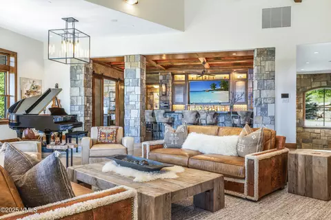 Living - 46 Jasmine, Avon, CO 81620 photo 3 of 17