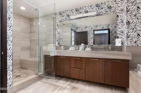 701 W Lionshead Cir #E304, Vail, CO 81657 photo 8