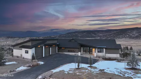 1017 E Haystacker Dr, Eagle, CO 81631