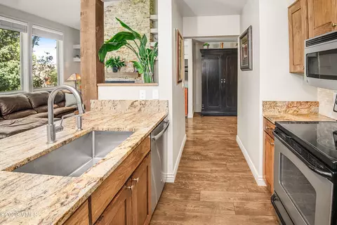 264 Eagle Dr #402, Vail, CO 81657 photo 5