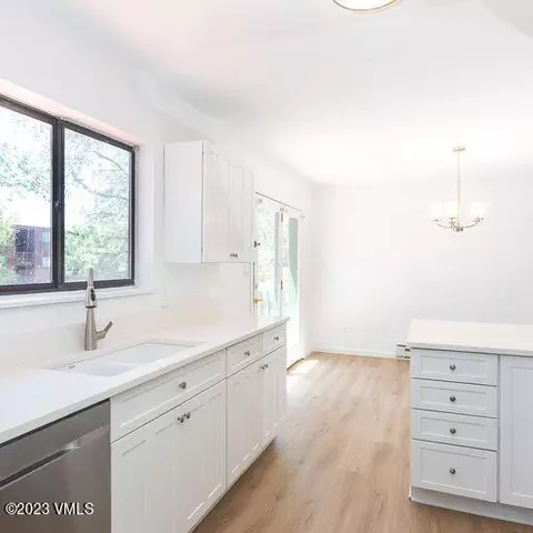 385 Young St, Eagle, CO 81631 photo 4
