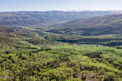 2423 Colorow Rd, Edwards, CO 81632 photo 3