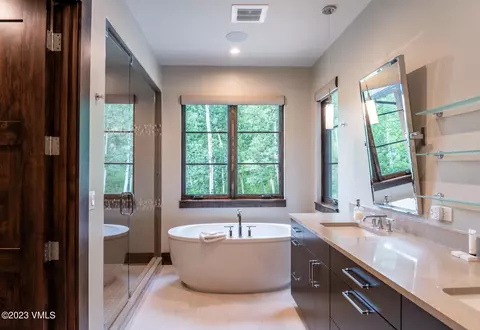 Bath - 1240 Westhaven Cir, Vail, CO 81657 photo 1 of 8