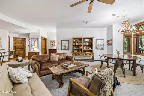 160 Cresta Rd #202, Edwards, CO 81632
