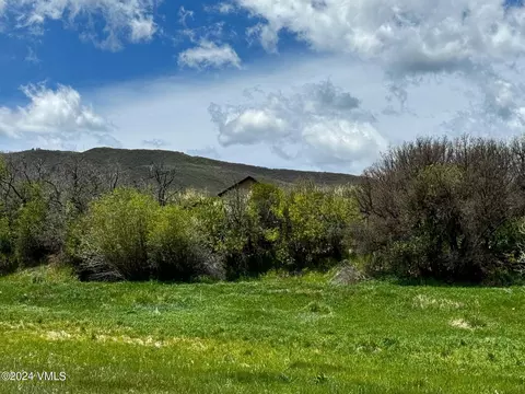 0401 Red Bluffs Way, Eagle, CO 81631 photo 5