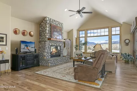 Living - 119 Sawmill, Eagle, CO 81631 photo 4 of 6